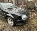 Черный Фольксваген Гольф, объемом двигателя 1.6 л и пробегом 200 тыс. км за 3550 $, фото 1 на Automoto.ua