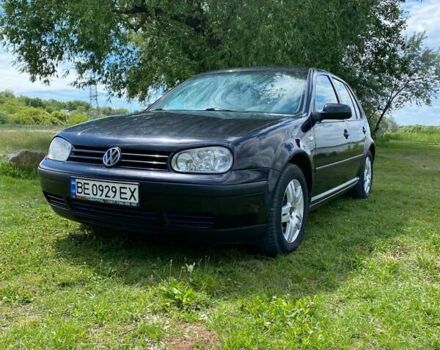 Черный Фольксваген Гольф, объемом двигателя 1.6 л и пробегом 282 тыс. км за 4000 $, фото 6 на Automoto.ua