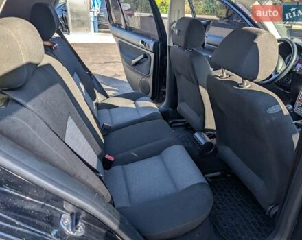 Чорний Фольксваген Гольф, об'ємом двигуна 1.6 л та пробігом 223 тис. км за 4500 $, фото 12 на Automoto.ua