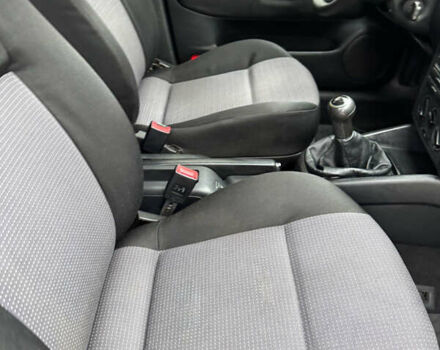 Черный Фольксваген Гольф, объемом двигателя 1.39 л и пробегом 197 тыс. км за 3997 $, фото 51 на Automoto.ua