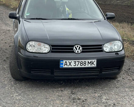 Черный Фольксваген Гольф, объемом двигателя 1.39 л и пробегом 265 тыс. км за 4500 $, фото 3 на Automoto.ua
