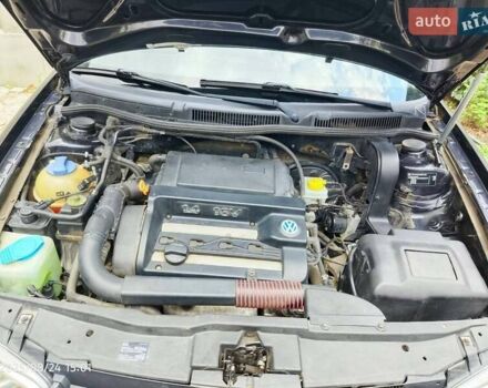 Черный Фольксваген Гольф, объемом двигателя 1.39 л и пробегом 225 тыс. км за 4800 $, фото 12 на Automoto.ua
