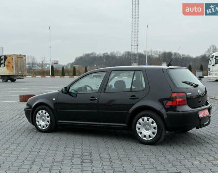 Черный Фольксваген Гольф, объемом двигателя 1.39 л и пробегом 267 тыс. км за 4150 $, фото 25 на Automoto.ua