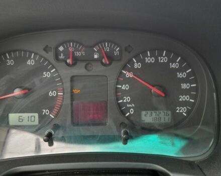 Чорний Фольксваген Гольф, об'ємом двигуна 1.4 л та пробігом 237 тис. км за 3900 $, фото 1 на Automoto.ua