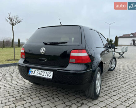 Черный Фольксваген Гольф, объемом двигателя 1.39 л и пробегом 262 тыс. км за 3800 $, фото 8 на Automoto.ua