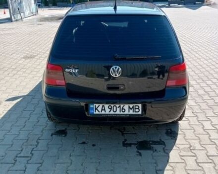 Черный Фольксваген Гольф, объемом двигателя 1.39 л и пробегом 321 тыс. км за 4500 $, фото 2 на Automoto.ua