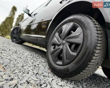 Черный Фольксваген Гольф, объемом двигателя 0 л и пробегом 187 тыс. км за 4790 $, фото 36 на Automoto.ua