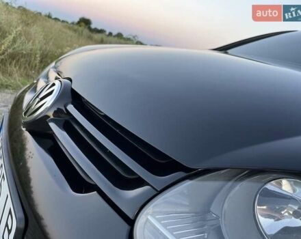 Черный Фольксваген Гольф, объемом двигателя 1.6 л и пробегом 205 тыс. км за 5400 $, фото 10 на Automoto.ua