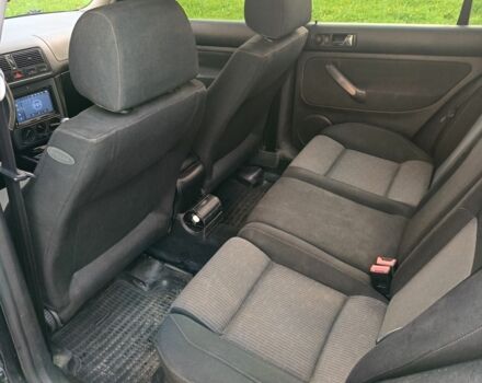 Черный Фольксваген Гольф, объемом двигателя 1.9 л и пробегом 360 тыс. км за 3500 $, фото 6 на Automoto.ua