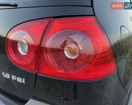 Черный Фольксваген Гольф, объемом двигателя 1.6 л и пробегом 205 тыс. км за 5400 $, фото 13 на Automoto.ua