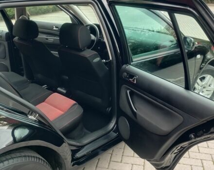 Черный Фольксваген Гольф, объемом двигателя 1.6 л и пробегом 213 тыс. км за 5300 $, фото 15 на Automoto.ua