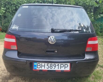 Черный Фольксваген Гольф, объемом двигателя 1.6 л и пробегом 306 тыс. км за 3400 $, фото 4 на Automoto.ua
