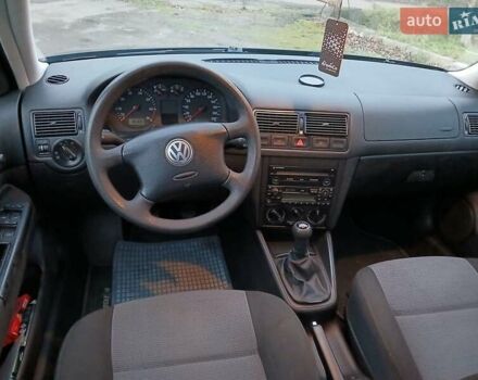 Чорний Фольксваген Гольф, об'ємом двигуна 1.4 л та пробігом 192 тис. км за 3500 $, фото 4 на Automoto.ua