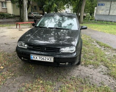 Черный Фольксваген Гольф, объемом двигателя 1.8 л и пробегом 230 тыс. км за 5500 $, фото 2 на Automoto.ua