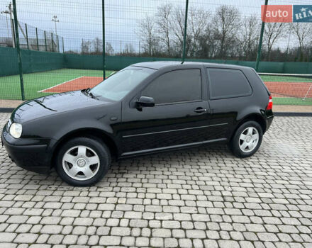 Черный Фольксваген Гольф, объемом двигателя 1.39 л и пробегом 262 тыс. км за 3800 $, фото 4 на Automoto.ua