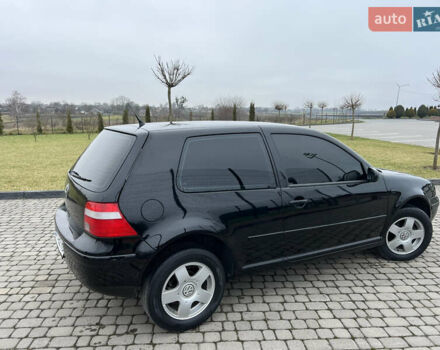 Черный Фольксваген Гольф, объемом двигателя 1.39 л и пробегом 262 тыс. км за 3800 $, фото 9 на Automoto.ua