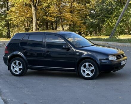 Черный Фольксваген Гольф, объемом двигателя 1.6 л и пробегом 324 тыс. км за 3900 $, фото 3 на Automoto.ua