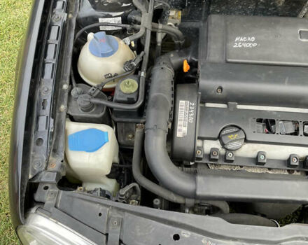 Черный Фольксваген Гольф, объемом двигателя 1.39 л и пробегом 273 тыс. км за 4299 $, фото 40 на Automoto.ua