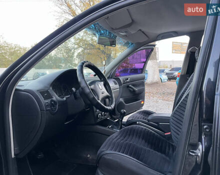 Чорний Фольксваген Гольф, об'ємом двигуна 1.6 л та пробігом 241 тис. км за 3900 $, фото 8 на Automoto.ua