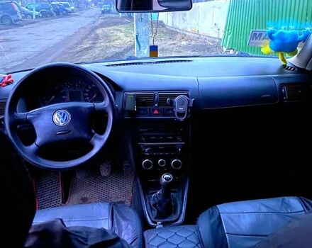 Черный Фольксваген Гольф, объемом двигателя 1.4 л и пробегом 226 тыс. км за 5399 $, фото 10 на Automoto.ua