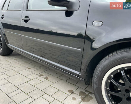 Черный Фольксваген Гольф, объемом двигателя 1.6 л и пробегом 160 тыс. км за 5900 $, фото 20 на Automoto.ua