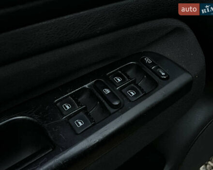 Чорний Фольксваген Гольф, об'ємом двигуна 1.6 л та пробігом 241 тис. км за 3900 $, фото 11 на Automoto.ua