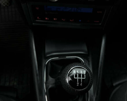 Черный Фольксваген Гольф, объемом двигателя 1.39 л и пробегом 262 тыс. км за 3800 $, фото 23 на Automoto.ua