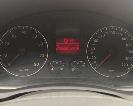 Черный Фольксваген Гольф, объемом двигателя 1.39 л и пробегом 243 тыс. км за 4700 $, фото 15 на Automoto.ua