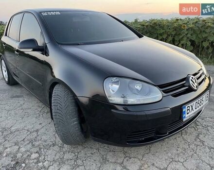 Черный Фольксваген Гольф, объемом двигателя 1.6 л и пробегом 205 тыс. км за 5400 $, фото 6 на Automoto.ua