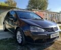Черный Фольксваген Гольф, объемом двигателя 2 л и пробегом 300 тыс. км за 4100 $, фото 1 на Automoto.ua