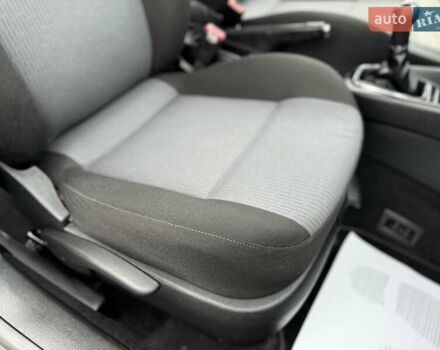 Черный Фольксваген Гольф, объемом двигателя 0 л и пробегом 187 тыс. км за 4790 $, фото 76 на Automoto.ua