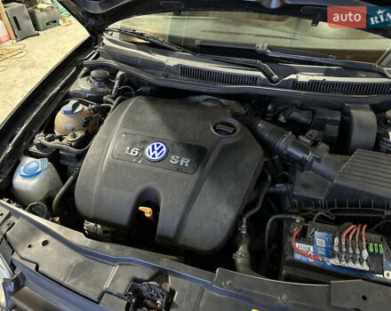 Чорний Фольксваген Гольф, об'ємом двигуна 1.6 л та пробігом 134 тис. км за 4999 $, фото 15 на Automoto.ua