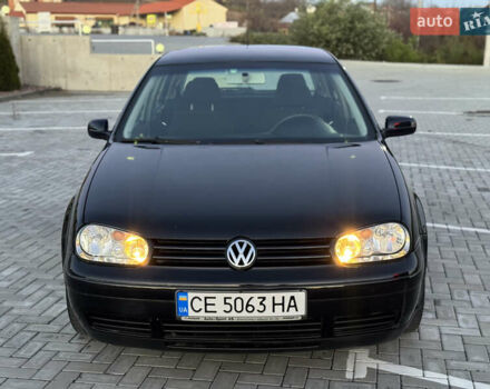 Черный Фольксваген Гольф, объемом двигателя 1.6 л и пробегом 180 тыс. км за 4650 $, фото 1 на Automoto.ua