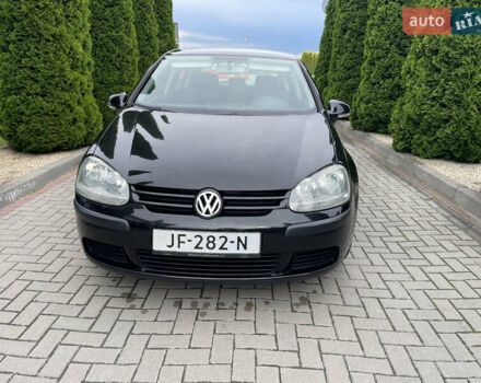 Черный Фольксваген Гольф, объемом двигателя 1.6 л и пробегом 237 тыс. км за 5150 $, фото 2 на Automoto.ua