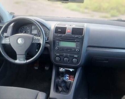Черный Фольксваген Гольф, объемом двигателя 1.6 л и пробегом 244 тыс. км за 5000 $, фото 6 на Automoto.ua