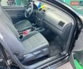 Черный Фольксваген Гольф, объемом двигателя 1.6 л и пробегом 310 тыс. км за 4400 $, фото 1 на Automoto.ua