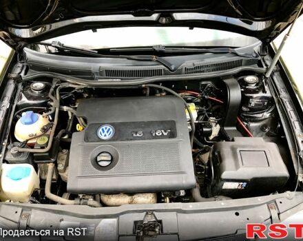 Черный Фольксваген Гольф, объемом двигателя 1.6 л и пробегом 268 тыс. км за 4700 $, фото 8 на Automoto.ua