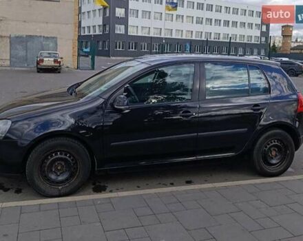 Черный Фольксваген Гольф, объемом двигателя 1.39 л и пробегом 257 тыс. км за 4500 $, фото 3 на Automoto.ua