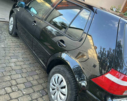 Черный Фольксваген Гольф, объемом двигателя 1.39 л и пробегом 258 тыс. км за 3700 $, фото 8 на Automoto.ua