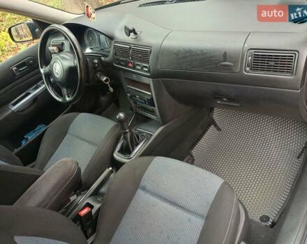 Чорний Фольксваген Гольф, об'ємом двигуна 1.6 л та пробігом 277 тис. км за 4350 $, фото 5 на Automoto.ua