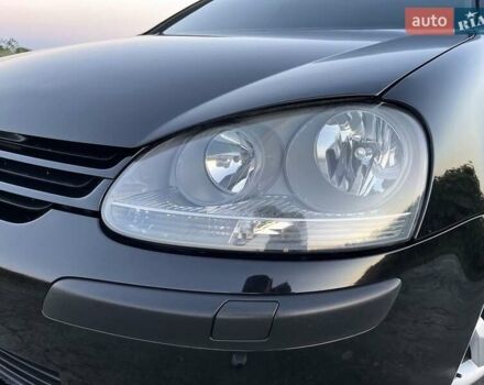 Черный Фольксваген Гольф, объемом двигателя 1.6 л и пробегом 205 тыс. км за 5400 $, фото 9 на Automoto.ua