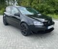 Черный Фольксваген Гольф, объемом двигателя 1.6 л и пробегом 251 тыс. км за 4400 $, фото 1 на Automoto.ua