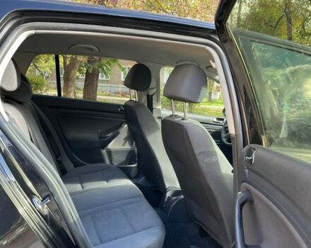 Черный Фольксваген Гольф, объемом двигателя 1.4 л и пробегом 248 тыс. км за 5400 $, фото 11 на Automoto.ua