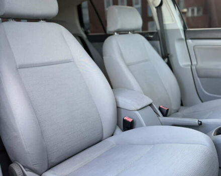 Черный Фольксваген Гольф, объемом двигателя 1.39 л и пробегом 256 тыс. км за 5299 $, фото 21 на Automoto.ua