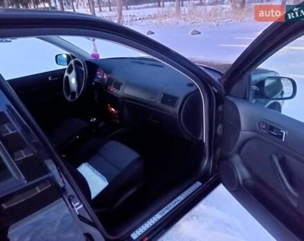 Черный Фольксваген Гольф, объемом двигателя 1.4 л и пробегом 172 тыс. км за 4199 $, фото 30 на Automoto.ua