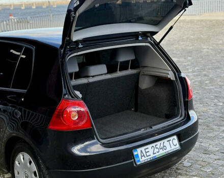 Черный Фольксваген Гольф, объемом двигателя 1.39 л и пробегом 256 тыс. км за 5299 $, фото 34 на Automoto.ua