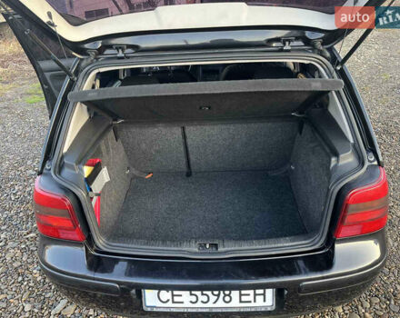 Черный Фольксваген Гольф, объемом двигателя 1.9 л и пробегом 293 тыс. км за 5300 $, фото 6 на Automoto.ua