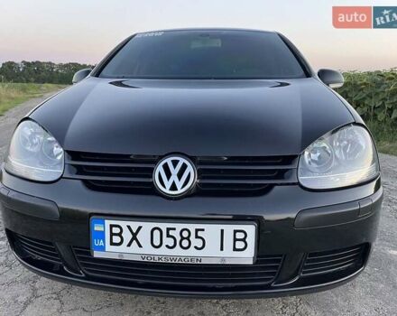 Черный Фольксваген Гольф, объемом двигателя 1.6 л и пробегом 205 тыс. км за 5400 $, фото 7 на Automoto.ua