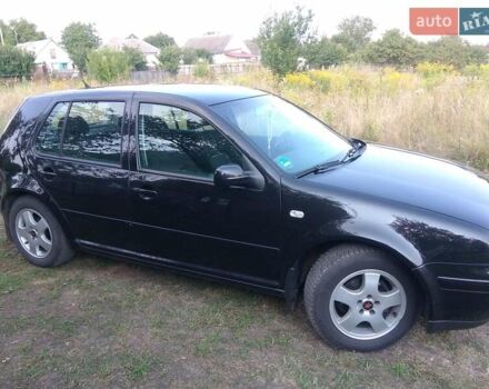 Черный Фольксваген Гольф, объемом двигателя 1.6 л и пробегом 210 тыс. км за 4300 $, фото 13 на Automoto.ua