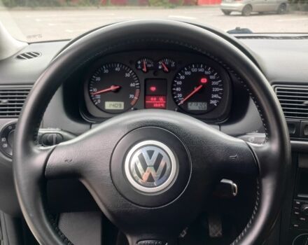 Черный Фольксваген Гольф, объемом двигателя 1.6 л и пробегом 213 тыс. км за 5300 $, фото 17 на Automoto.ua